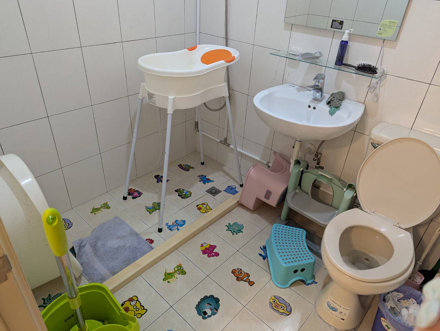 Angela Playhouse 浴室